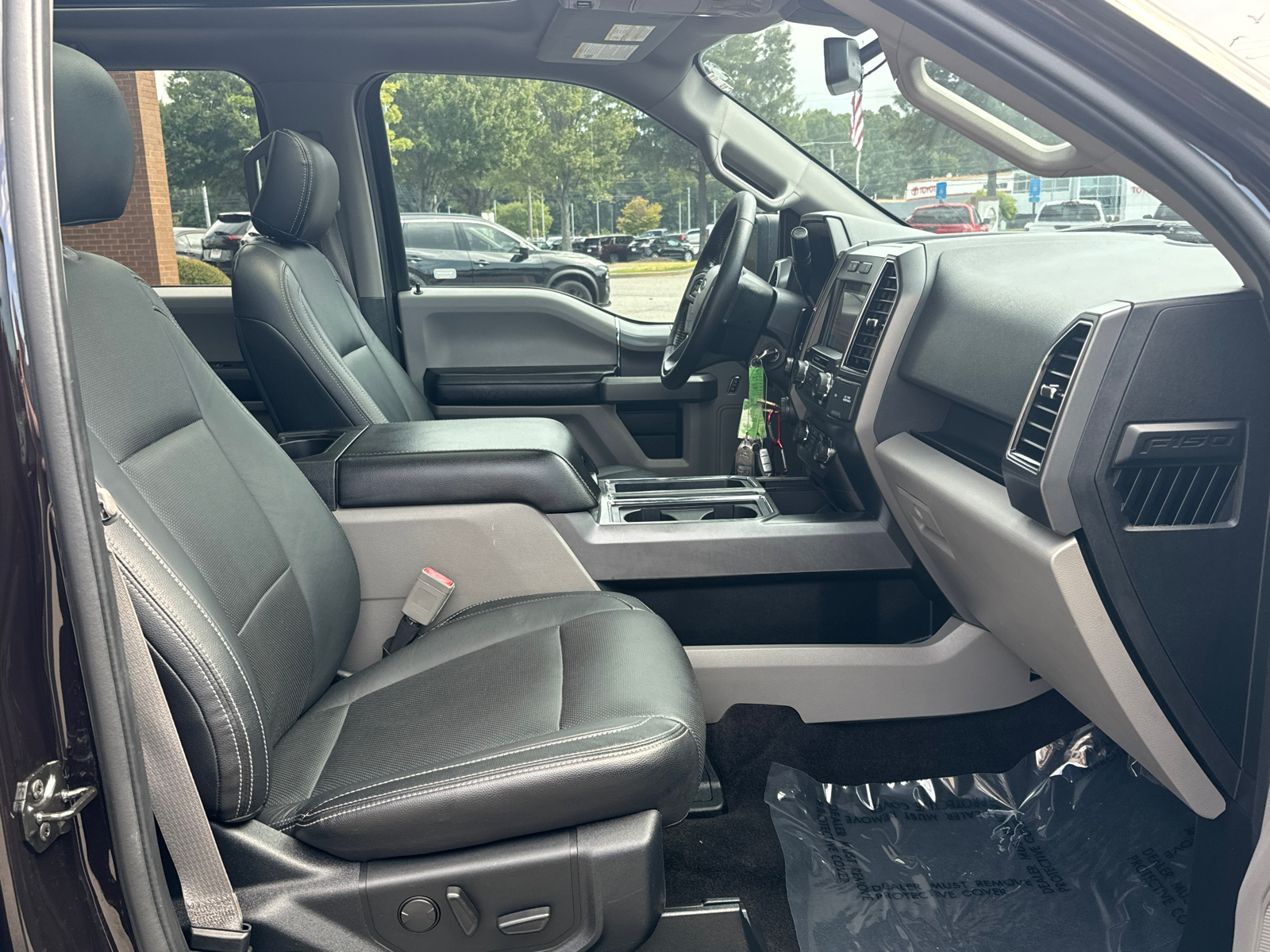 2019 Ford F-150 XLT 14