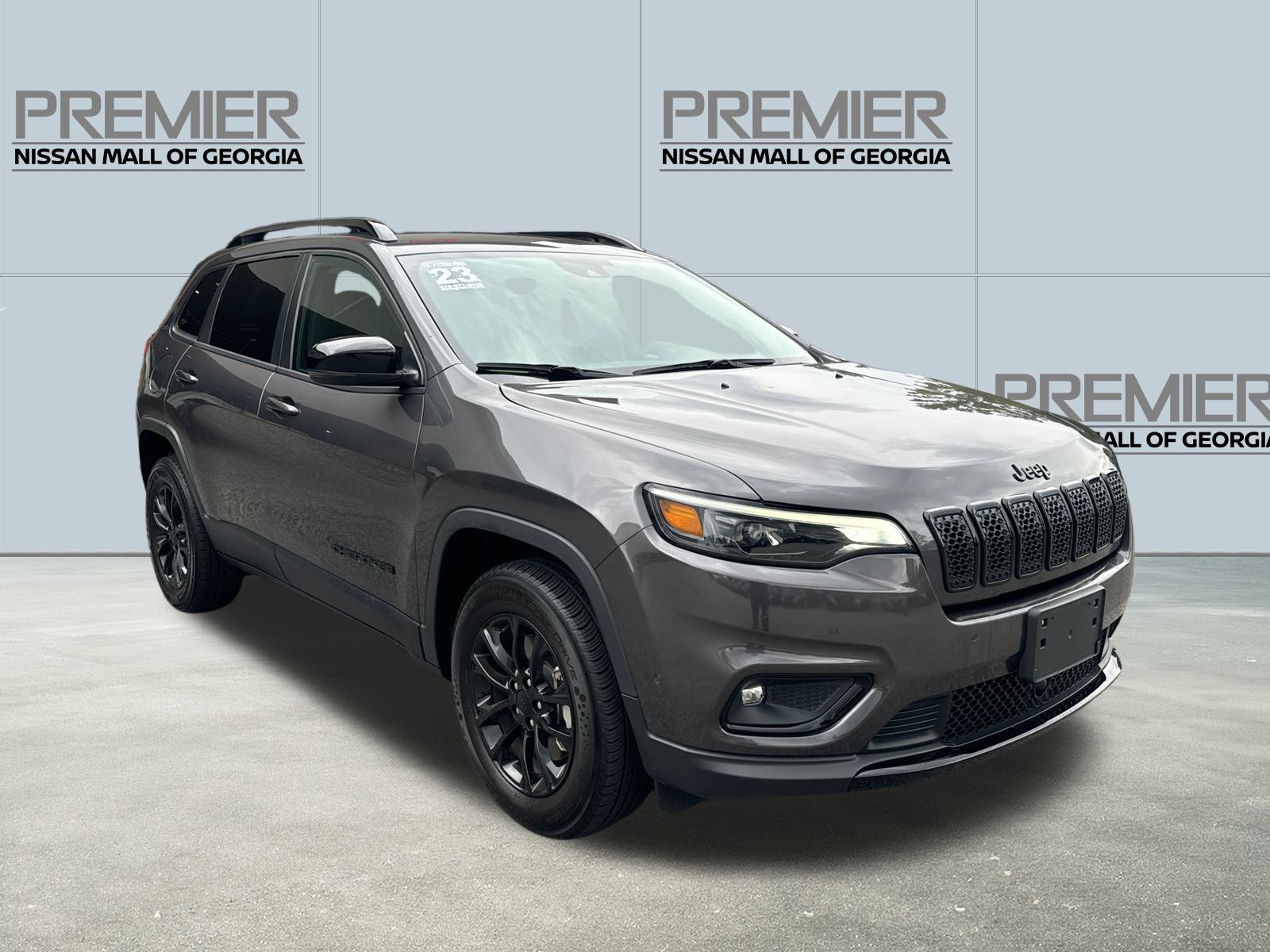 2023 Jeep Cherokee Altitude 3