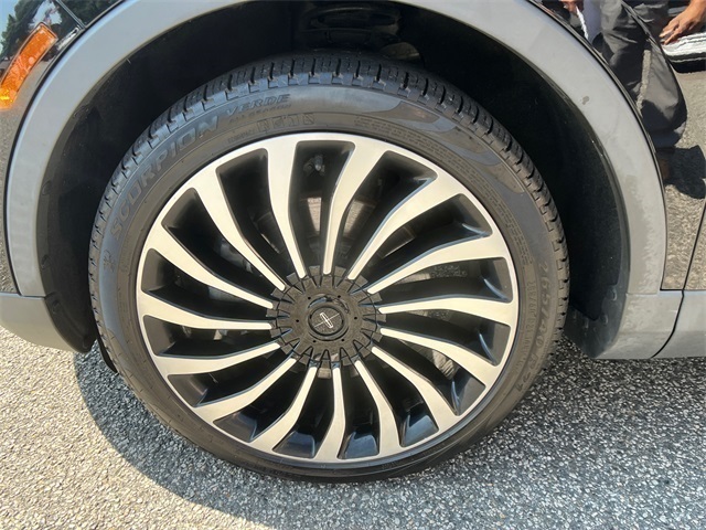 2019 Lincoln Nautilus Black Label 13