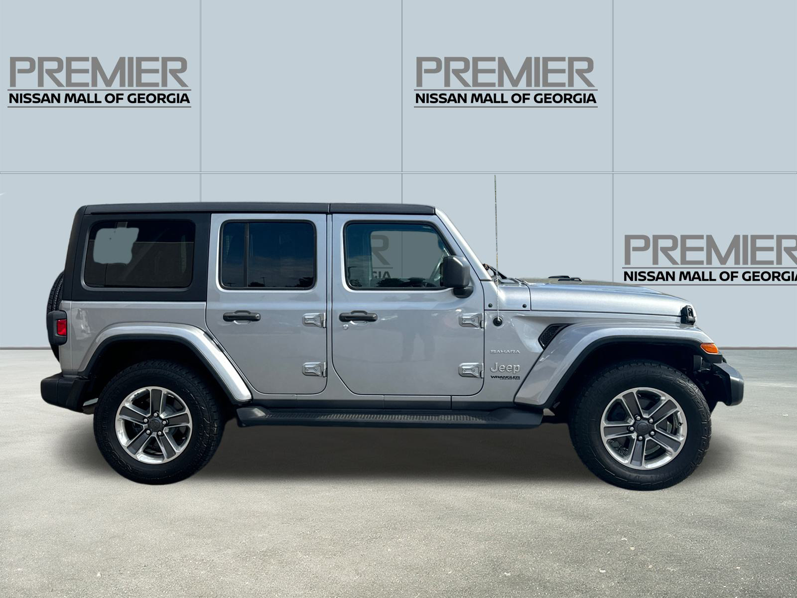 2021 Jeep Wrangler Unlimited Sahara 4