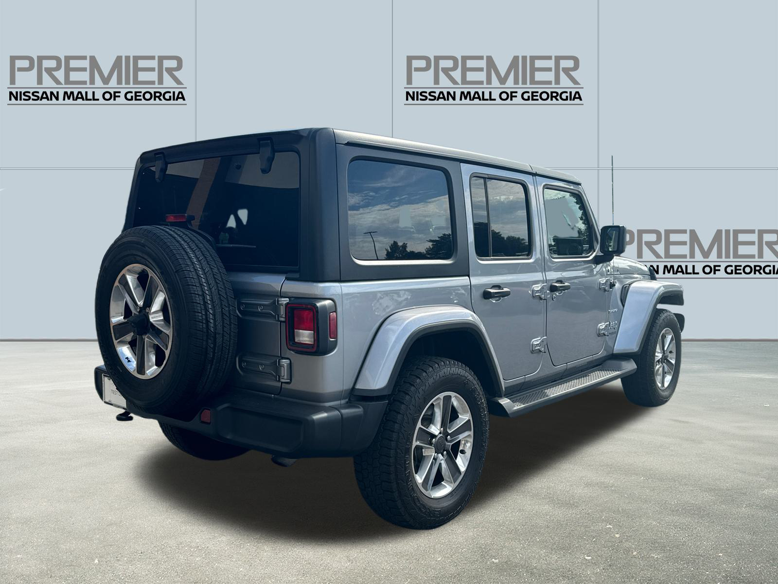 2021 Jeep Wrangler Unlimited Sahara 5