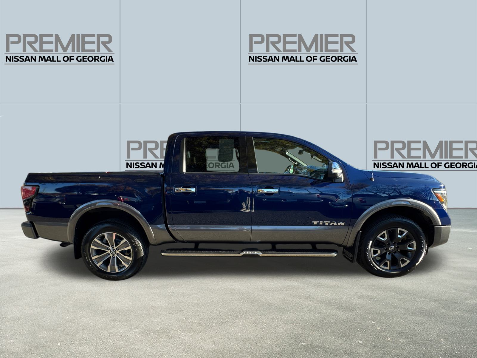 2021 Nissan Titan Platinum Reserve 4