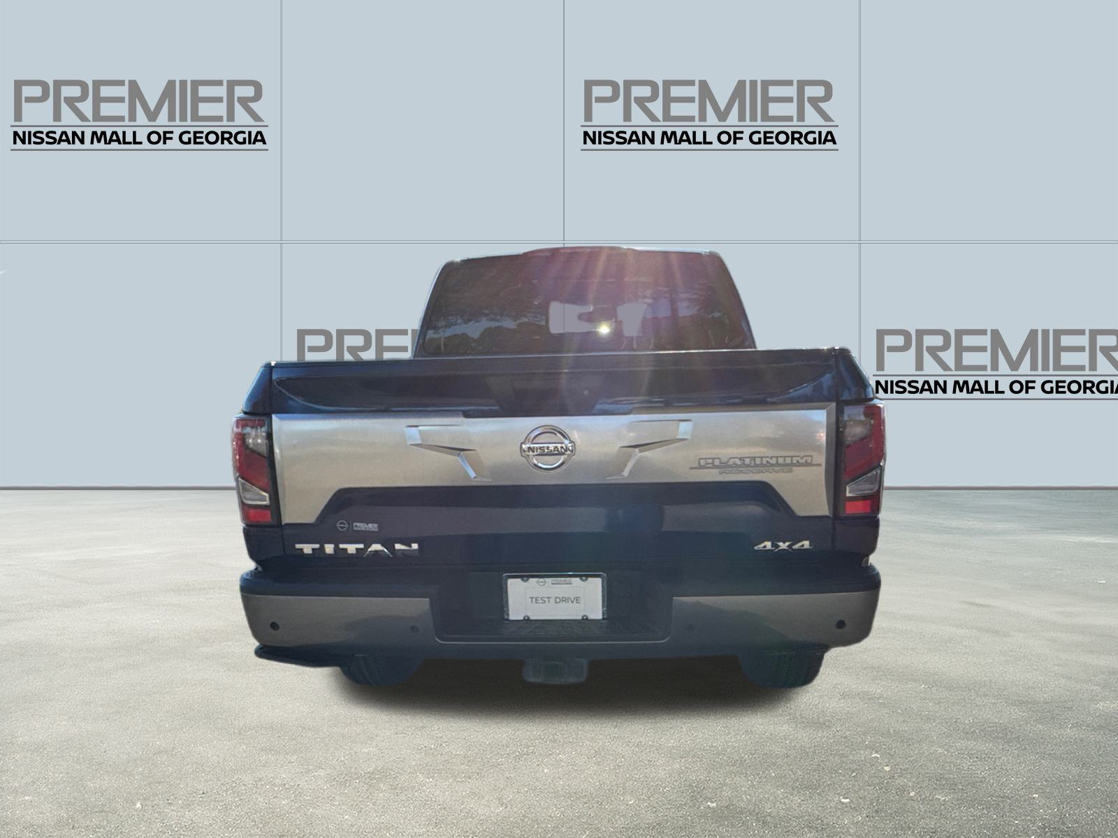 2021 Nissan Titan Platinum Reserve 6