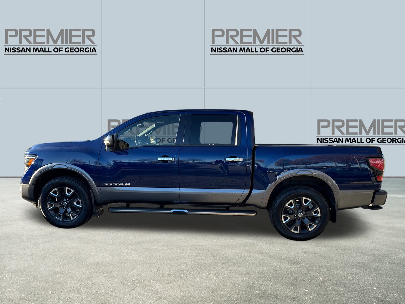 2021 Nissan Titan Platinum Reserve 8