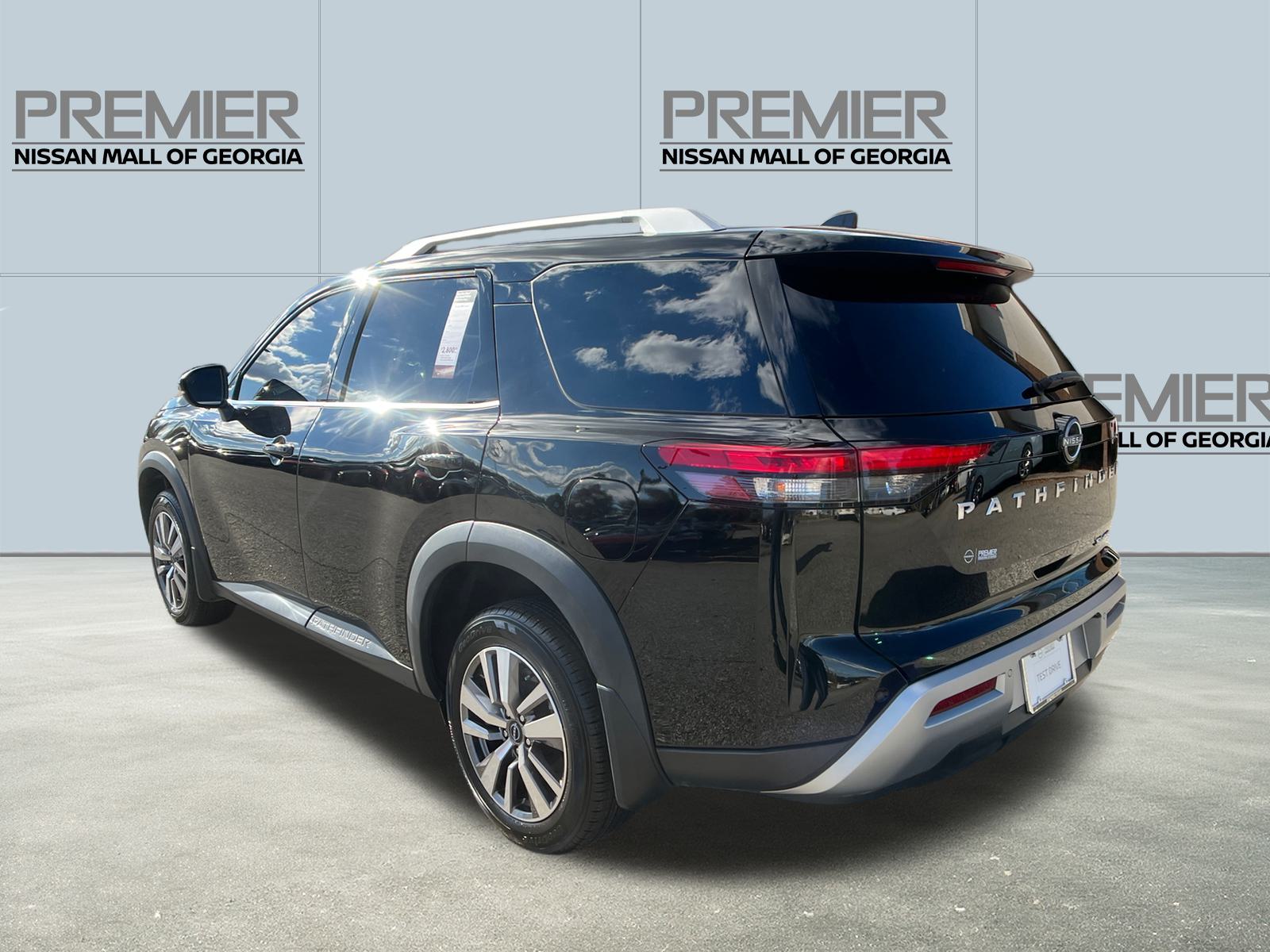 2022 Nissan Pathfinder SL 7