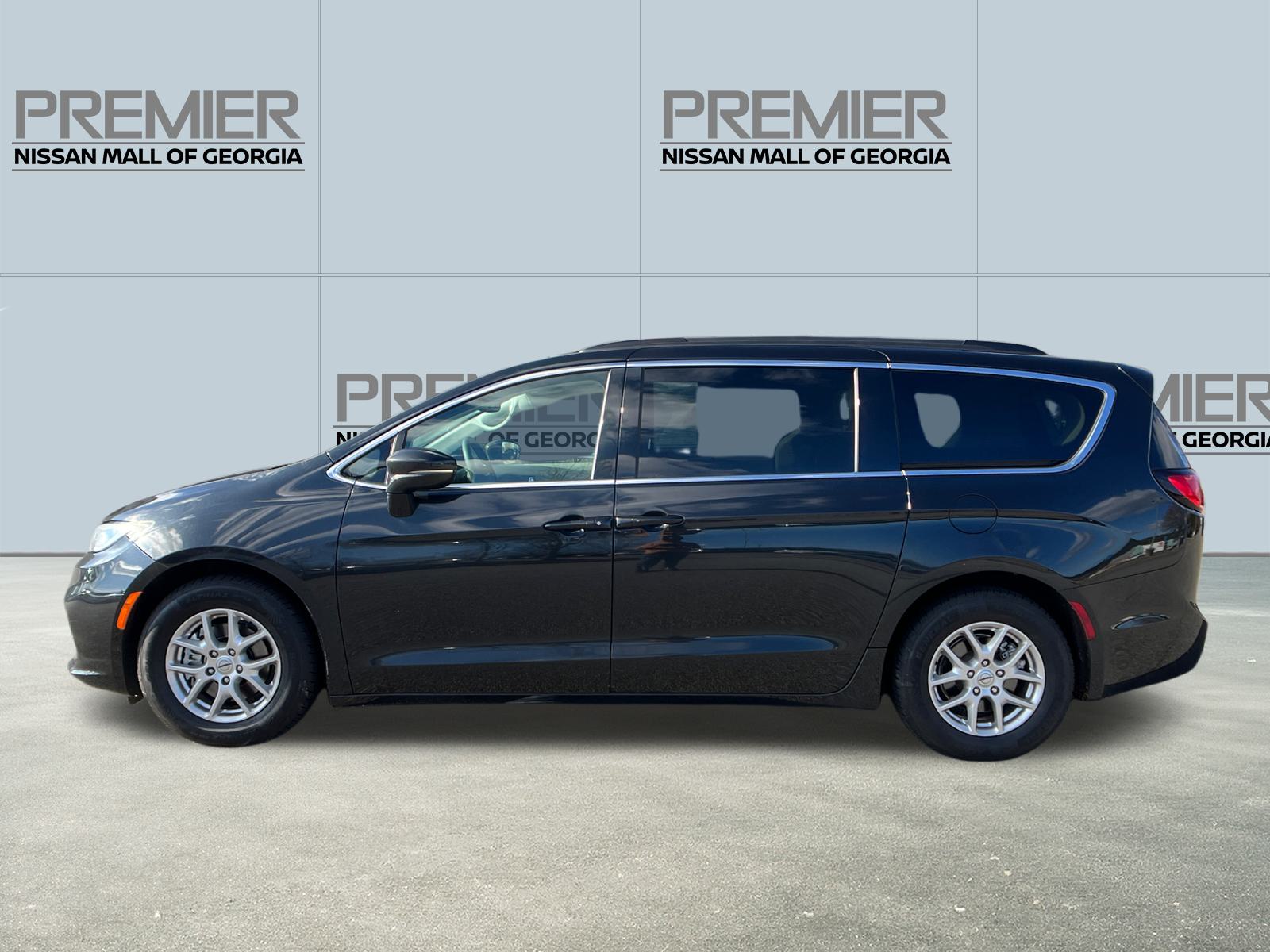 2022 Chrysler Pacifica Touring L 8