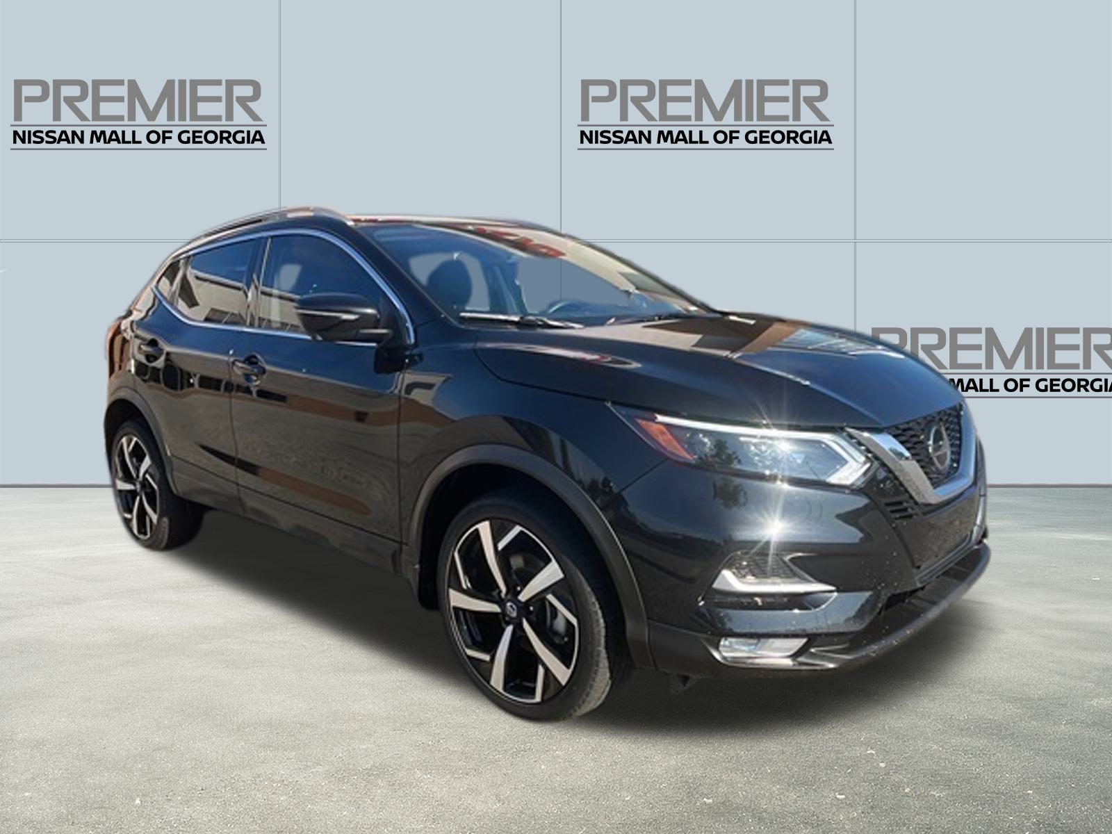 2022 Nissan Rogue Sport SL 3