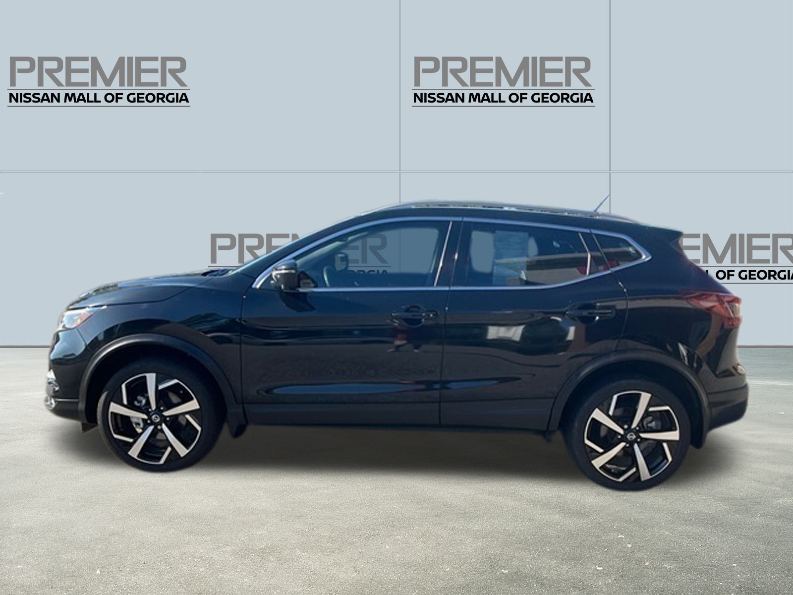 2022 Nissan Rogue Sport SL 8