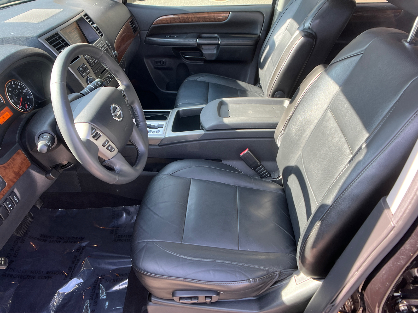 2014 Nissan Armada SL 9