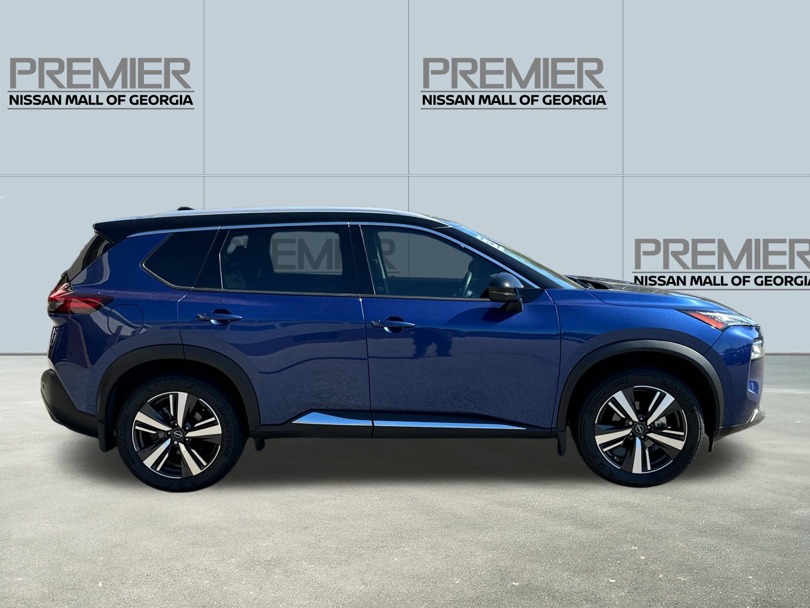 2023 Nissan Rogue SL 4