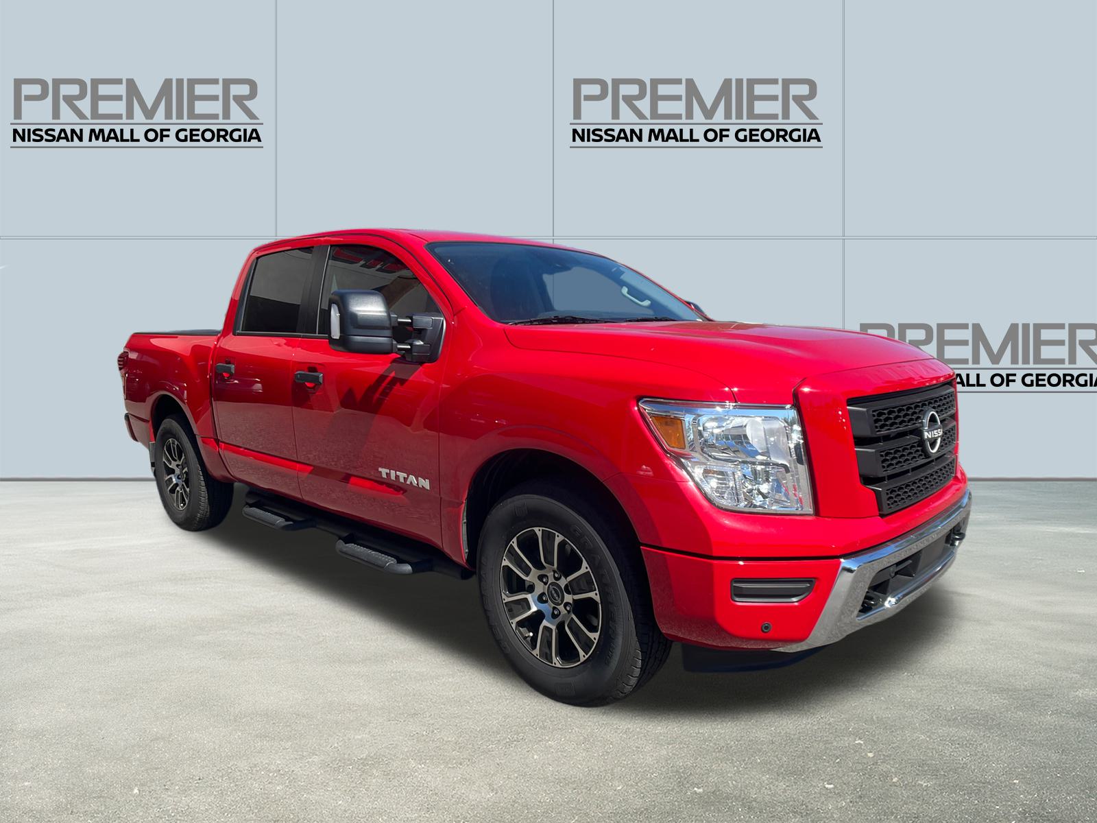 2024 Nissan Titan SV 3