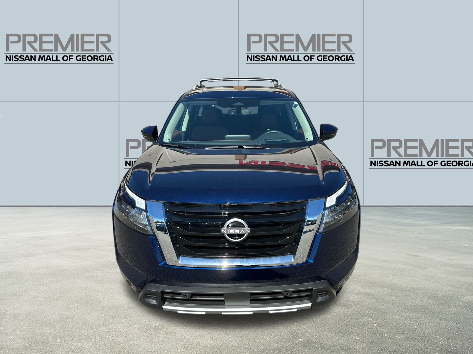 2024 Nissan Pathfinder Platinum 2