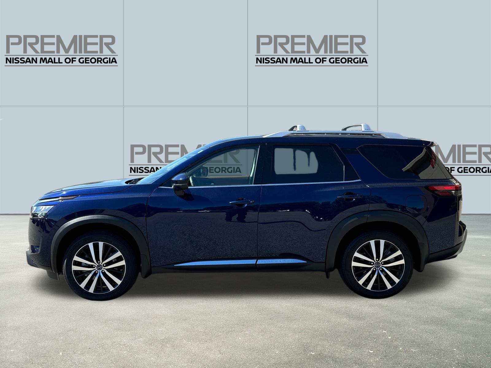 2024 Nissan Pathfinder Platinum 8