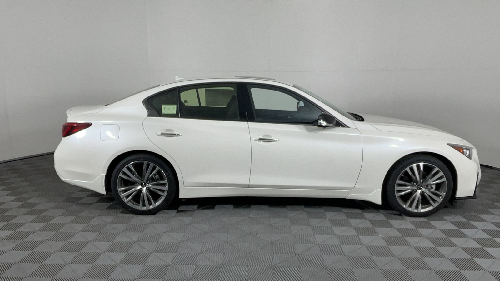 2024 INFINITI Q50 SENSORY 3