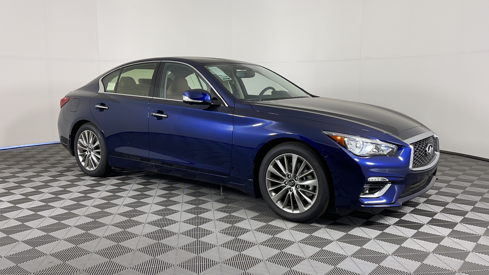 2024 INFINITI Q50 LUXE 1