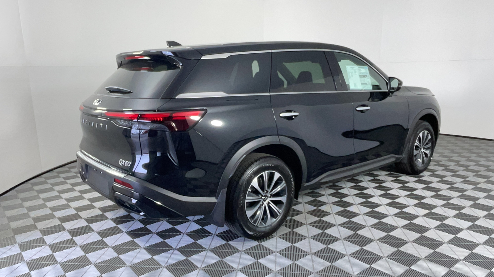 2024 INFINITI QX60 PURE 4