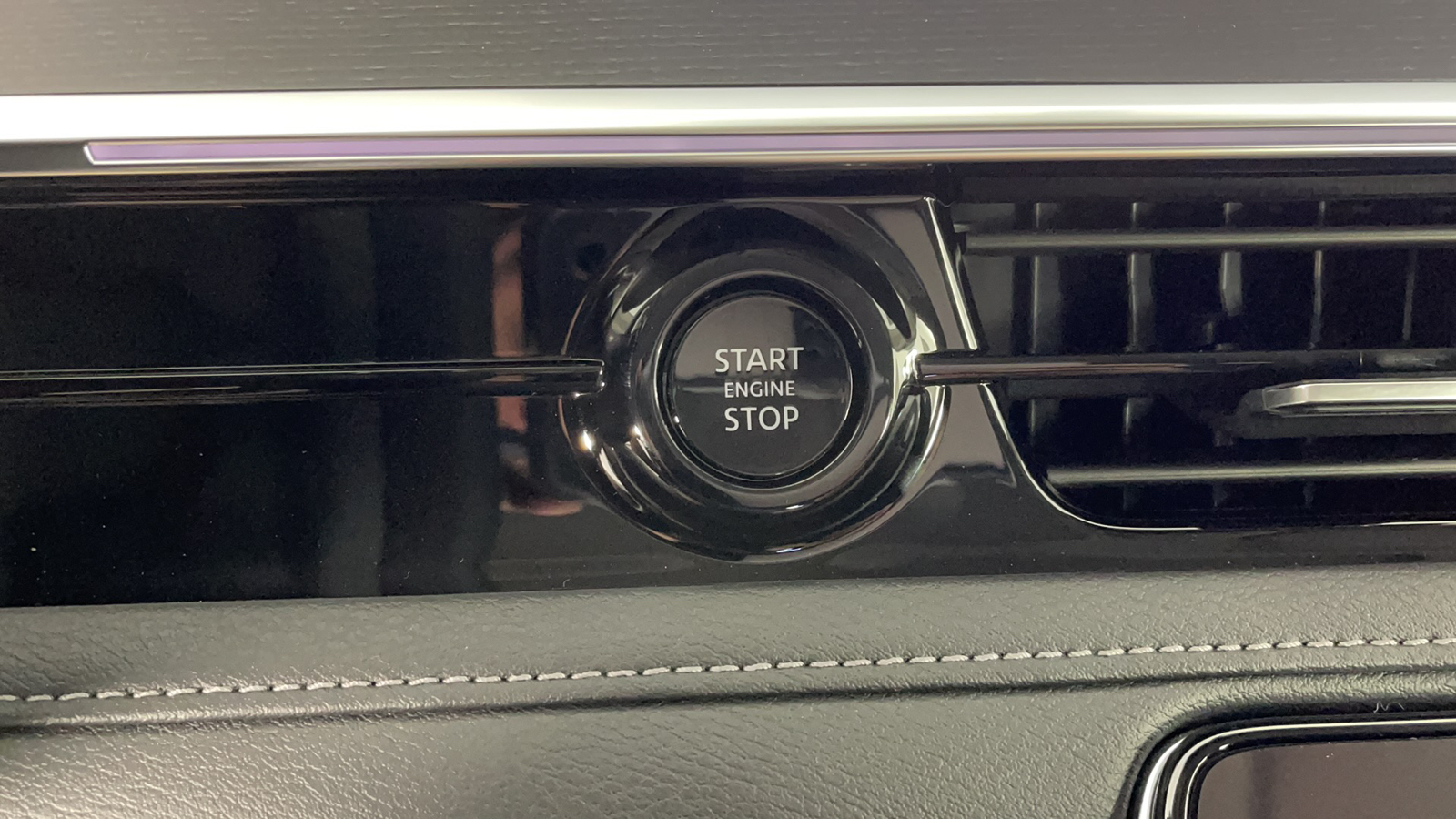 2025 INFINITI QX80 Sensory 22