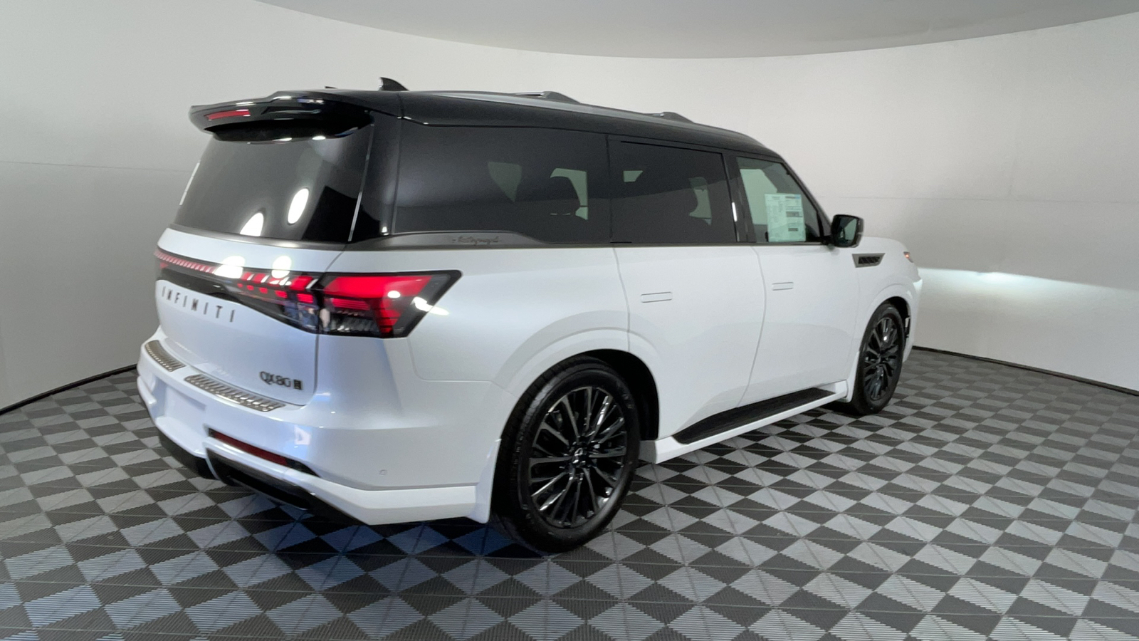 2025 INFINITI QX80 AUTOGRAPH 4