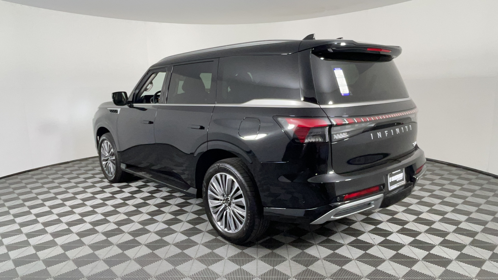 2025 INFINITI QX80 Sensory 6