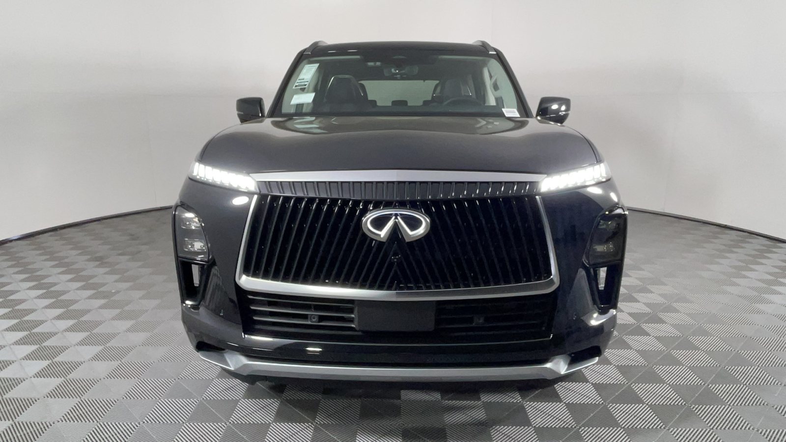 2025 INFINITI QX80 Sensory 9