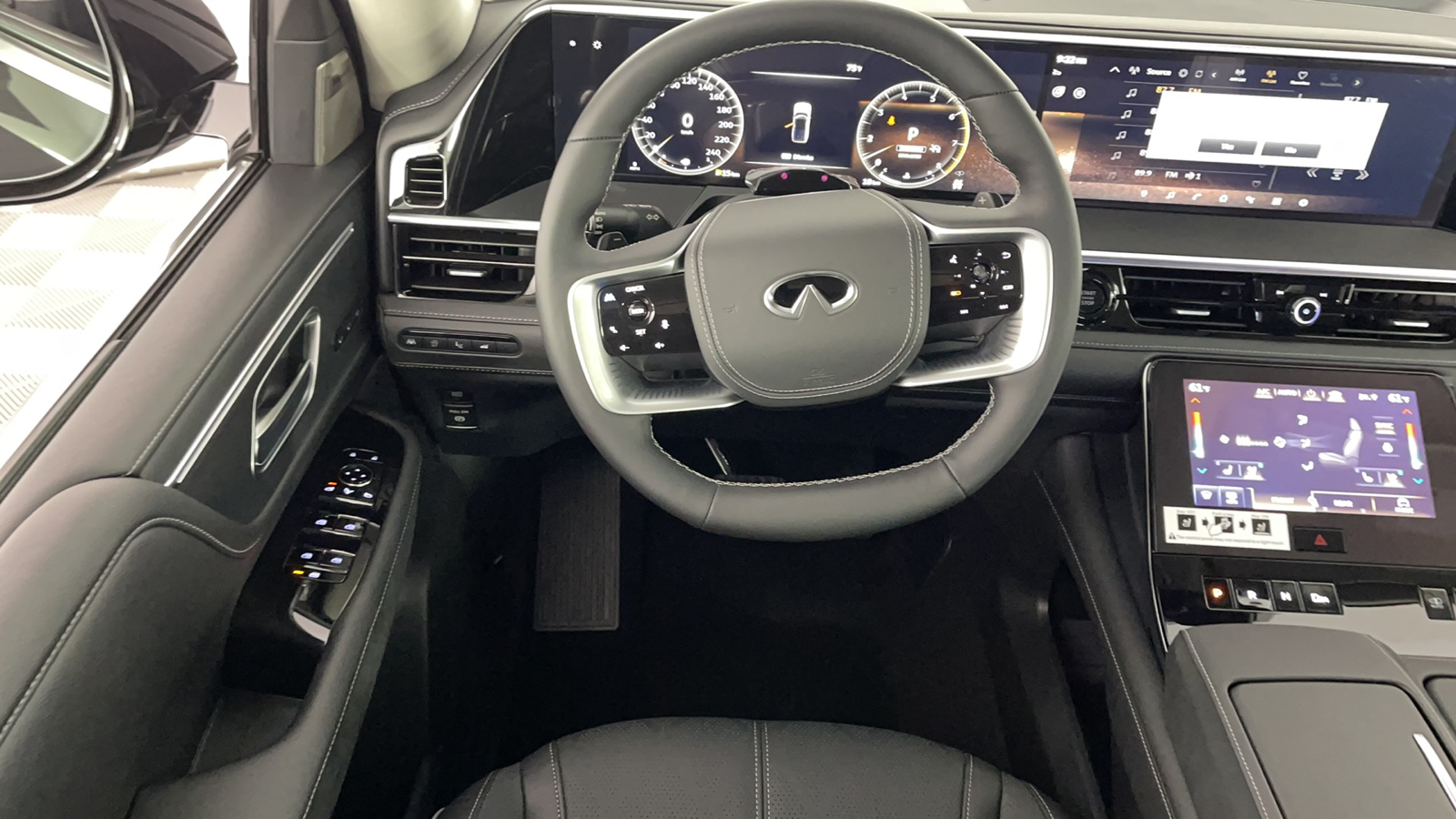 2025 INFINITI QX80 Sensory 14