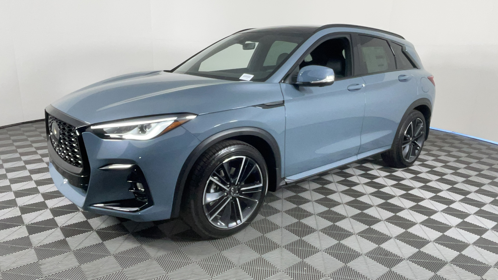 2025 INFINITI QX50 SPORT 8