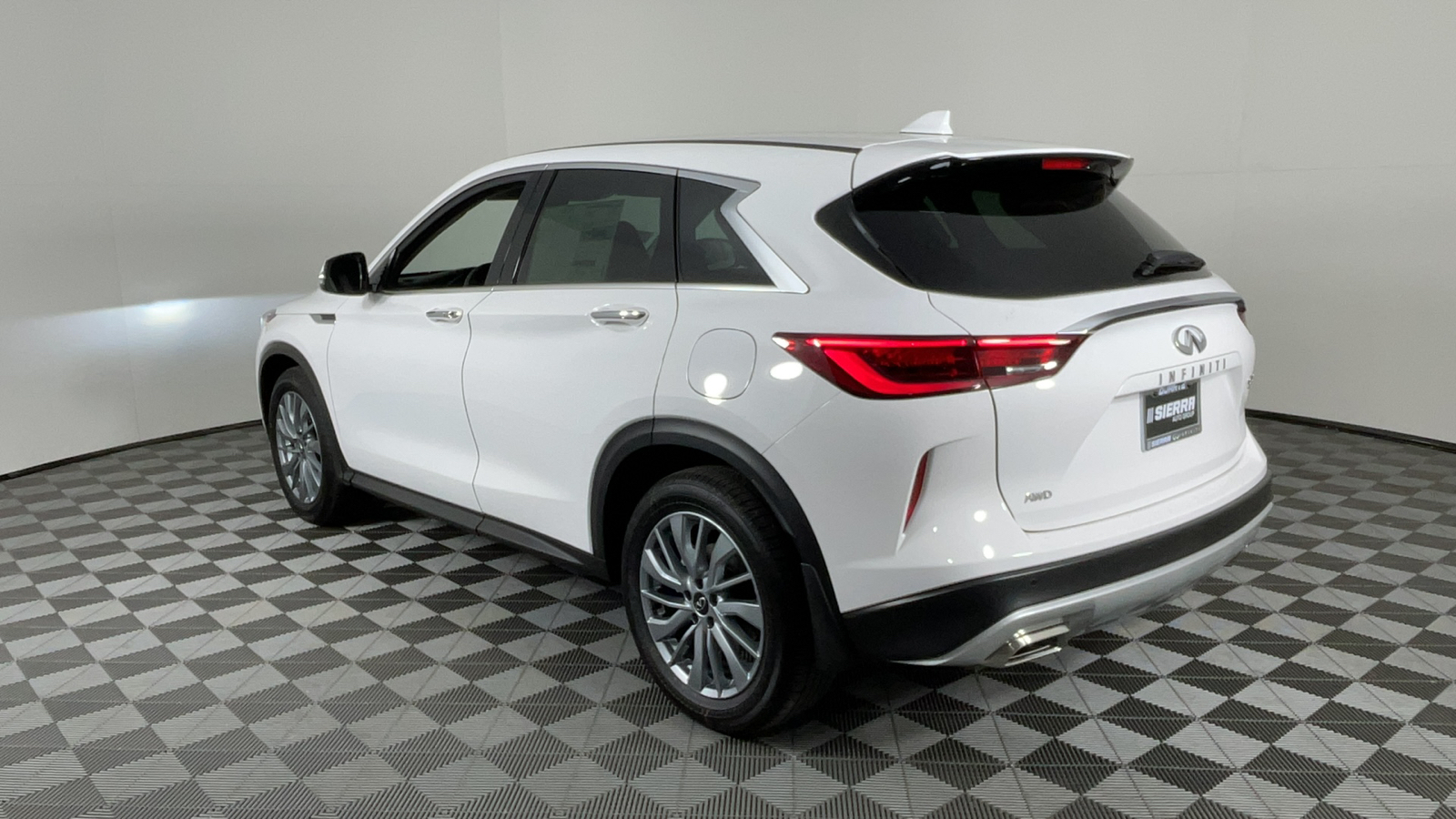 2025 INFINITI QX50 PURE 6