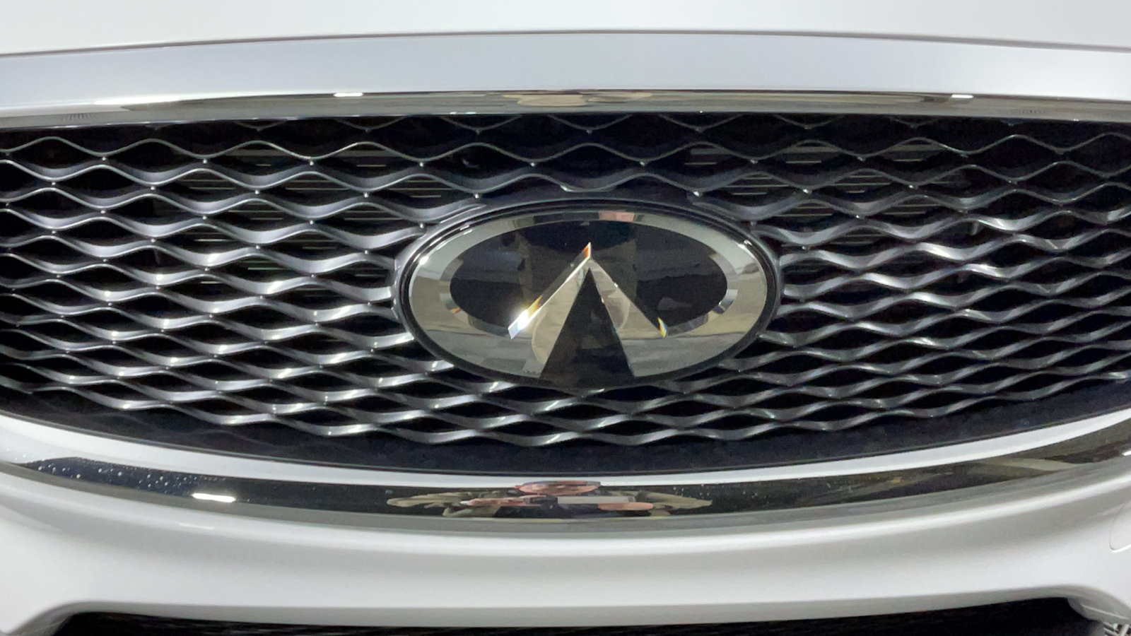 2025 INFINITI QX50 PURE 10