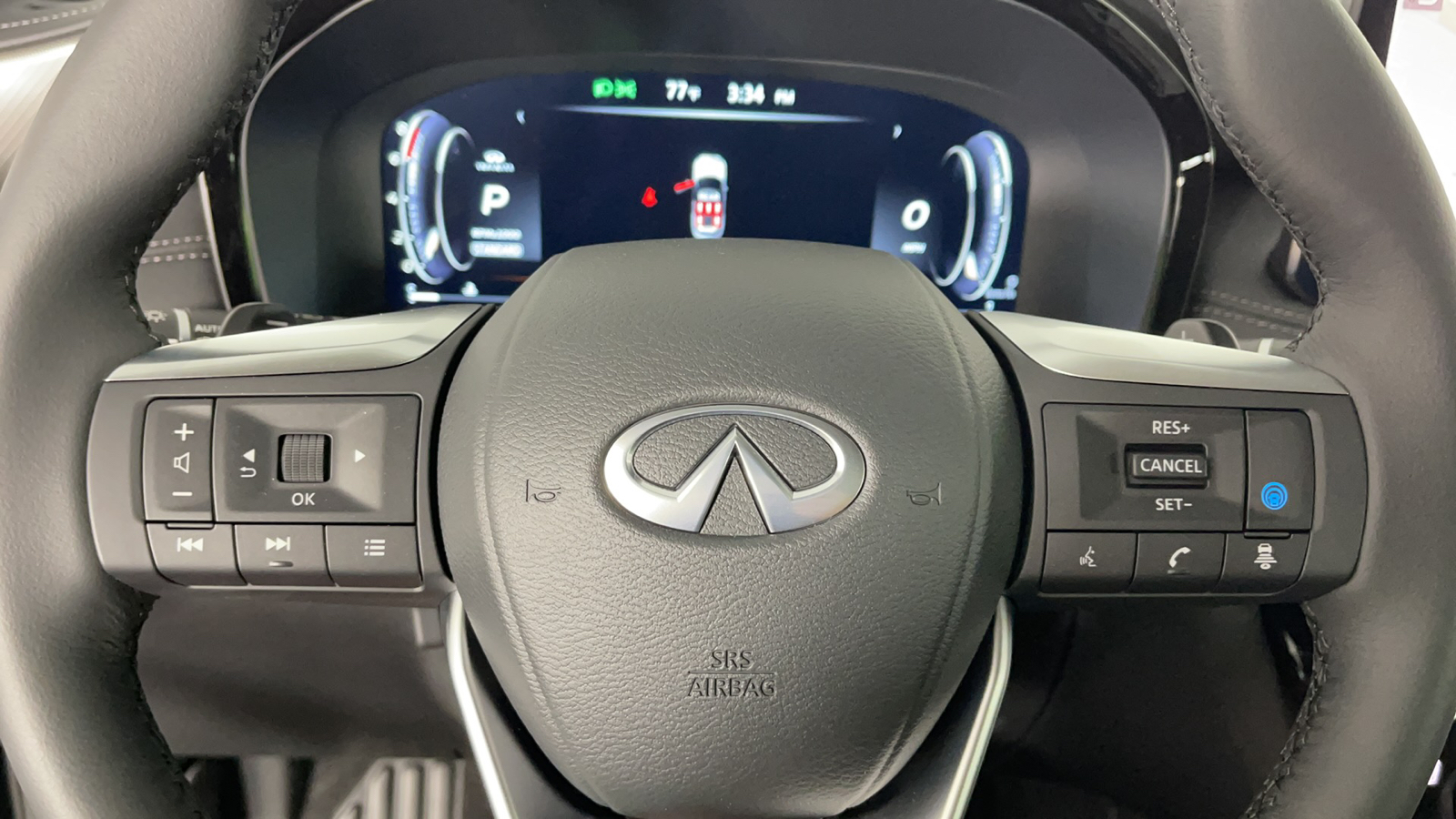 2025 INFINITI QX60 LUXE 24