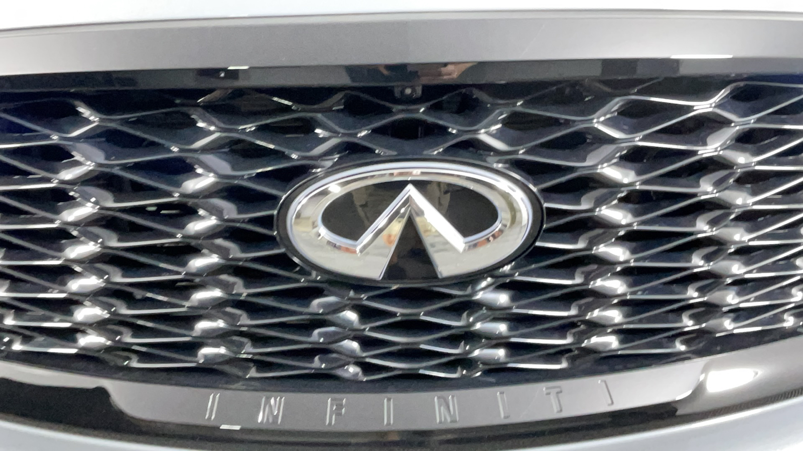 2025 INFINITI QX60 LUXE 10