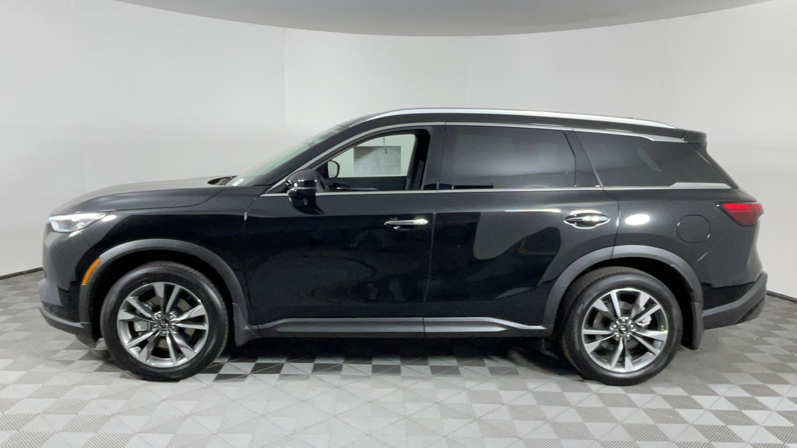 2025 INFINITI QX60 LUXE 7