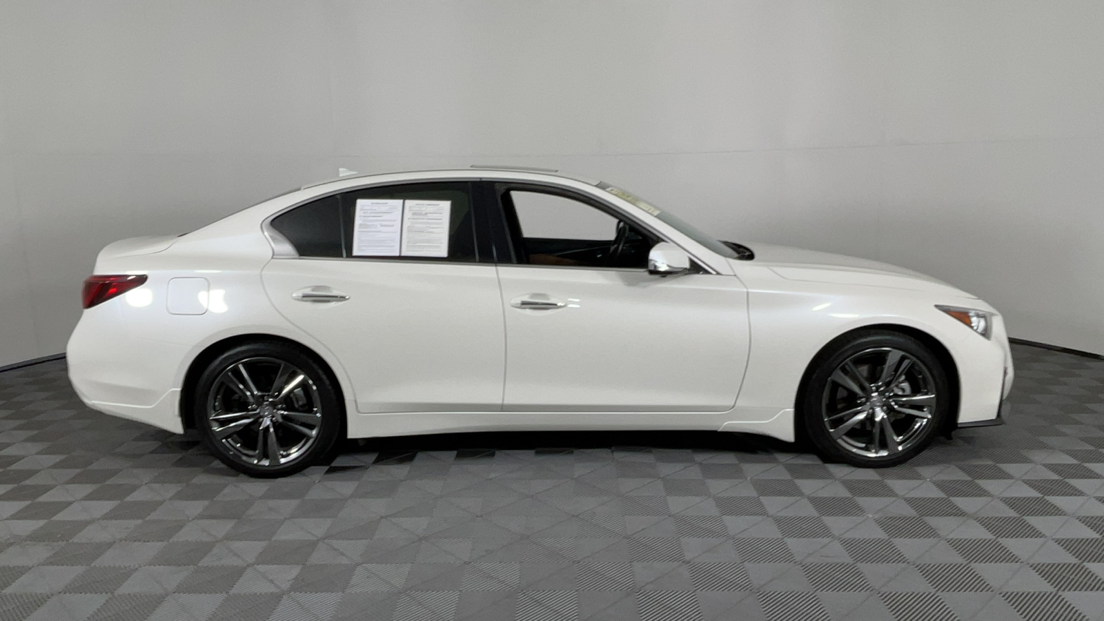 2021 INFINITI Q50 3.0t Signature Edition 3