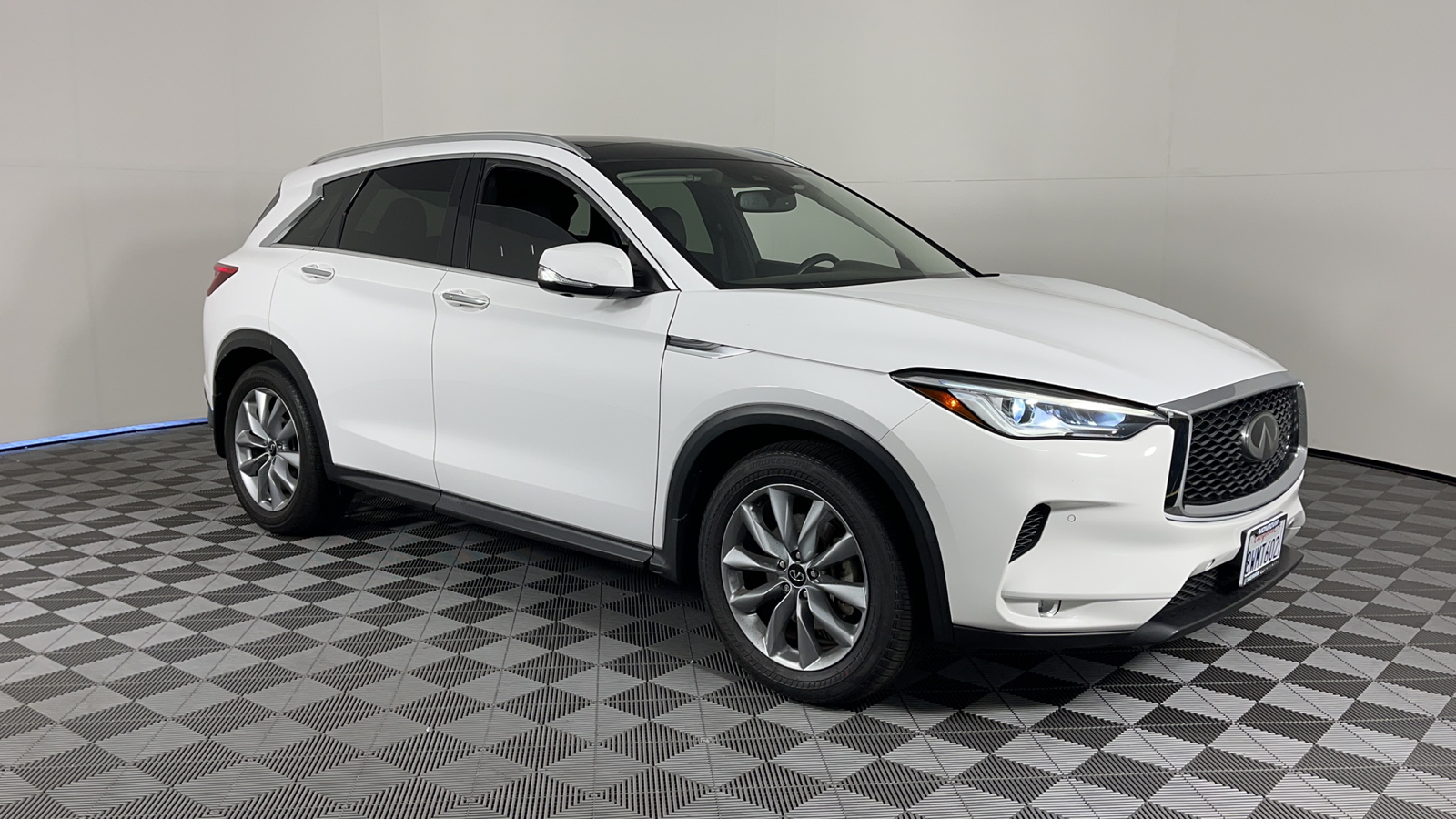 2021 INFINITI QX50 ESSENTIAL 1