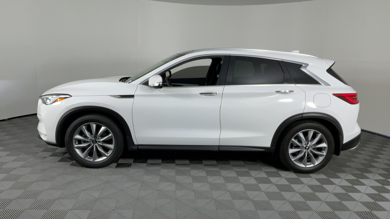 2021 INFINITI QX50 ESSENTIAL 7