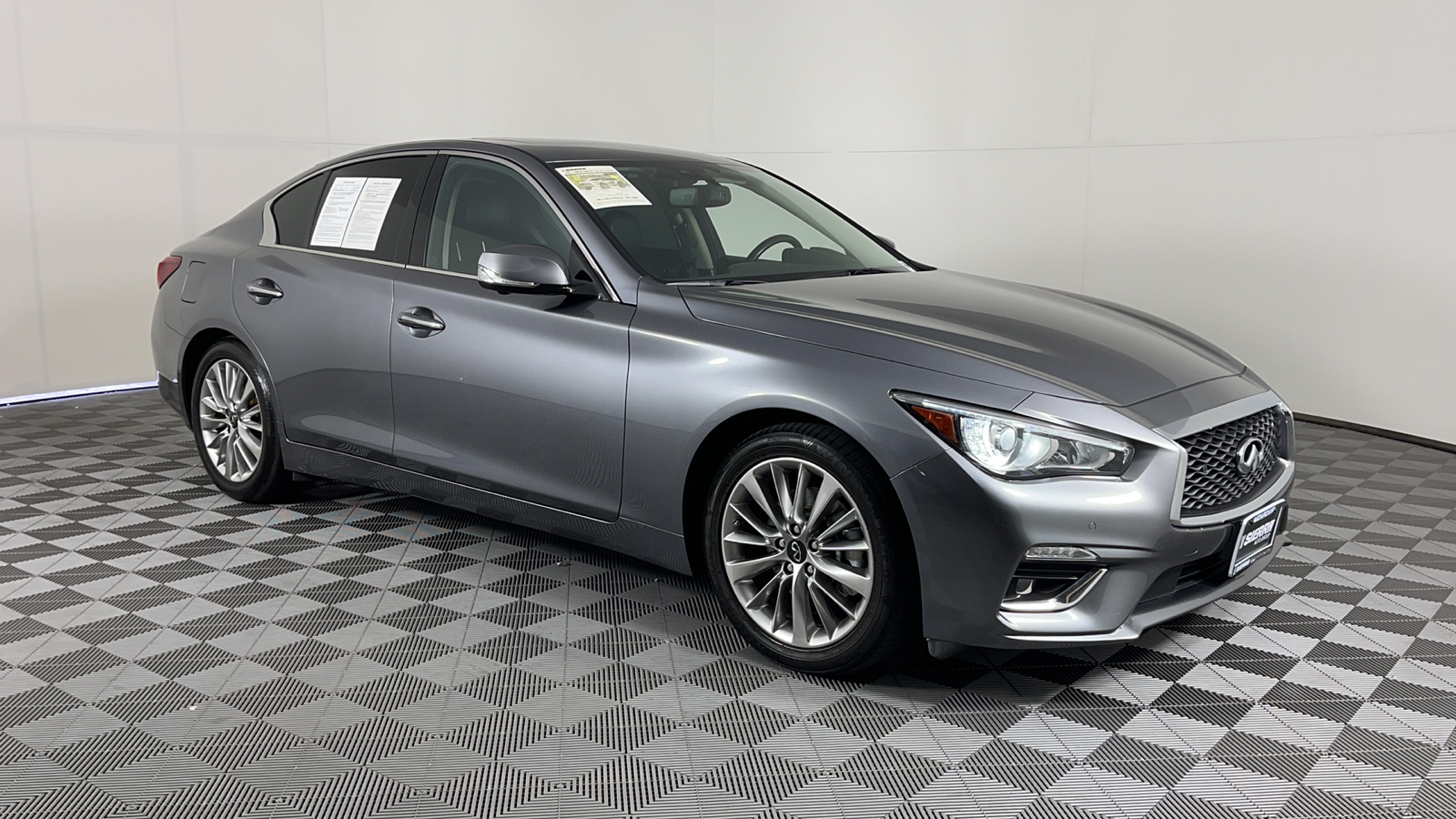 2021 INFINITI Q50 3.0t LUXE 1