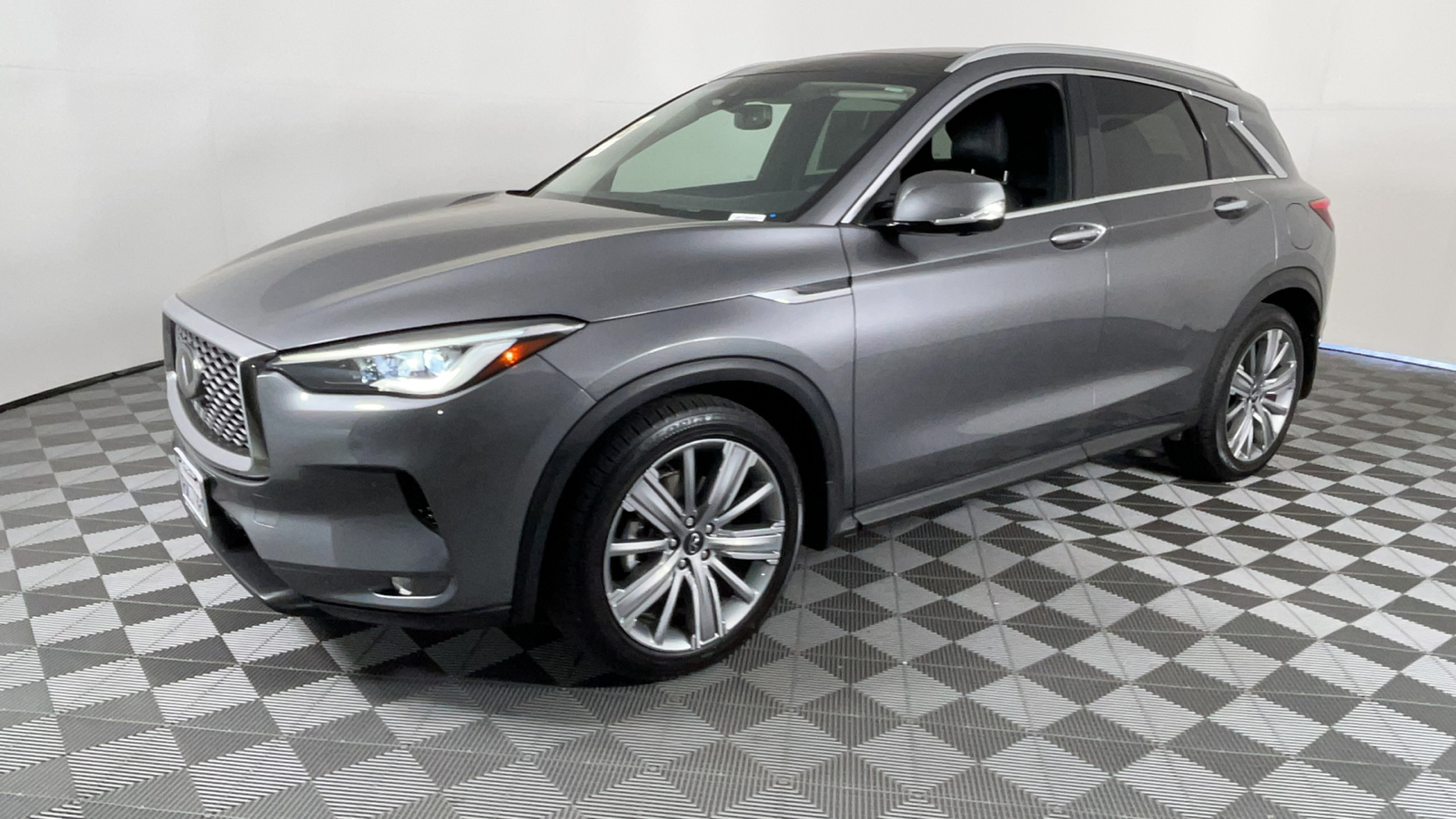 2021 INFINITI QX50 Sensory 8