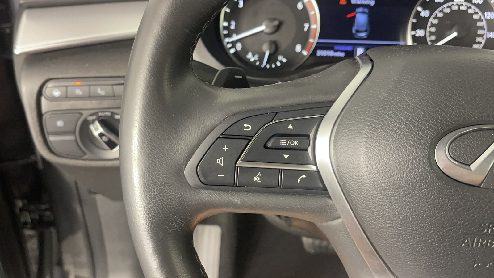 2021 INFINITI QX50 Sensory 28