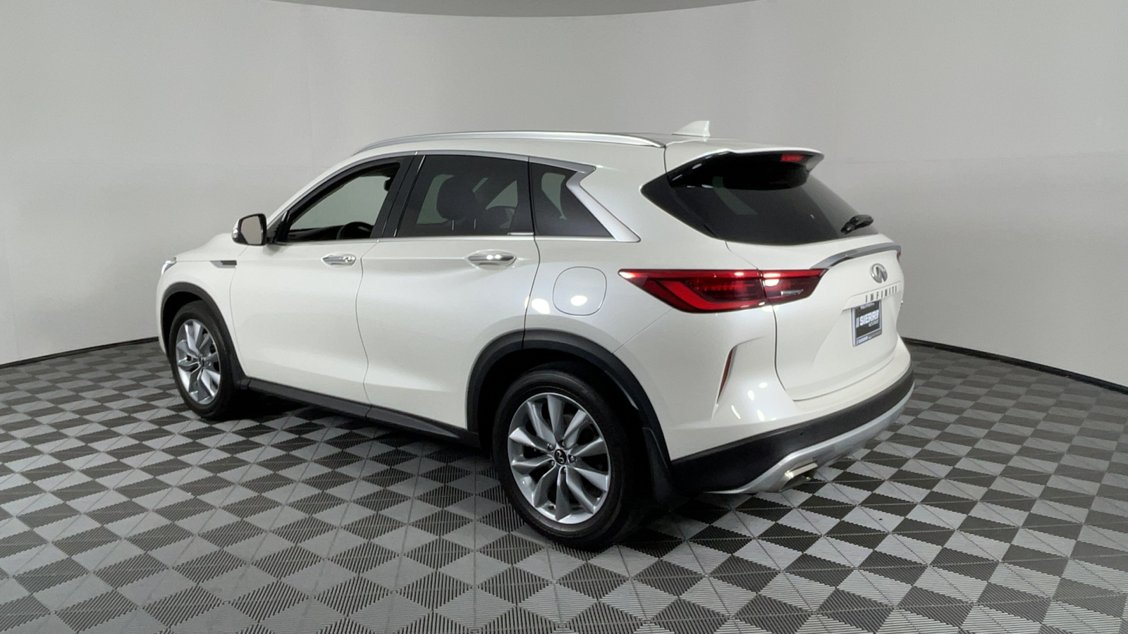 2021 INFINITI QX50 LUXE 6