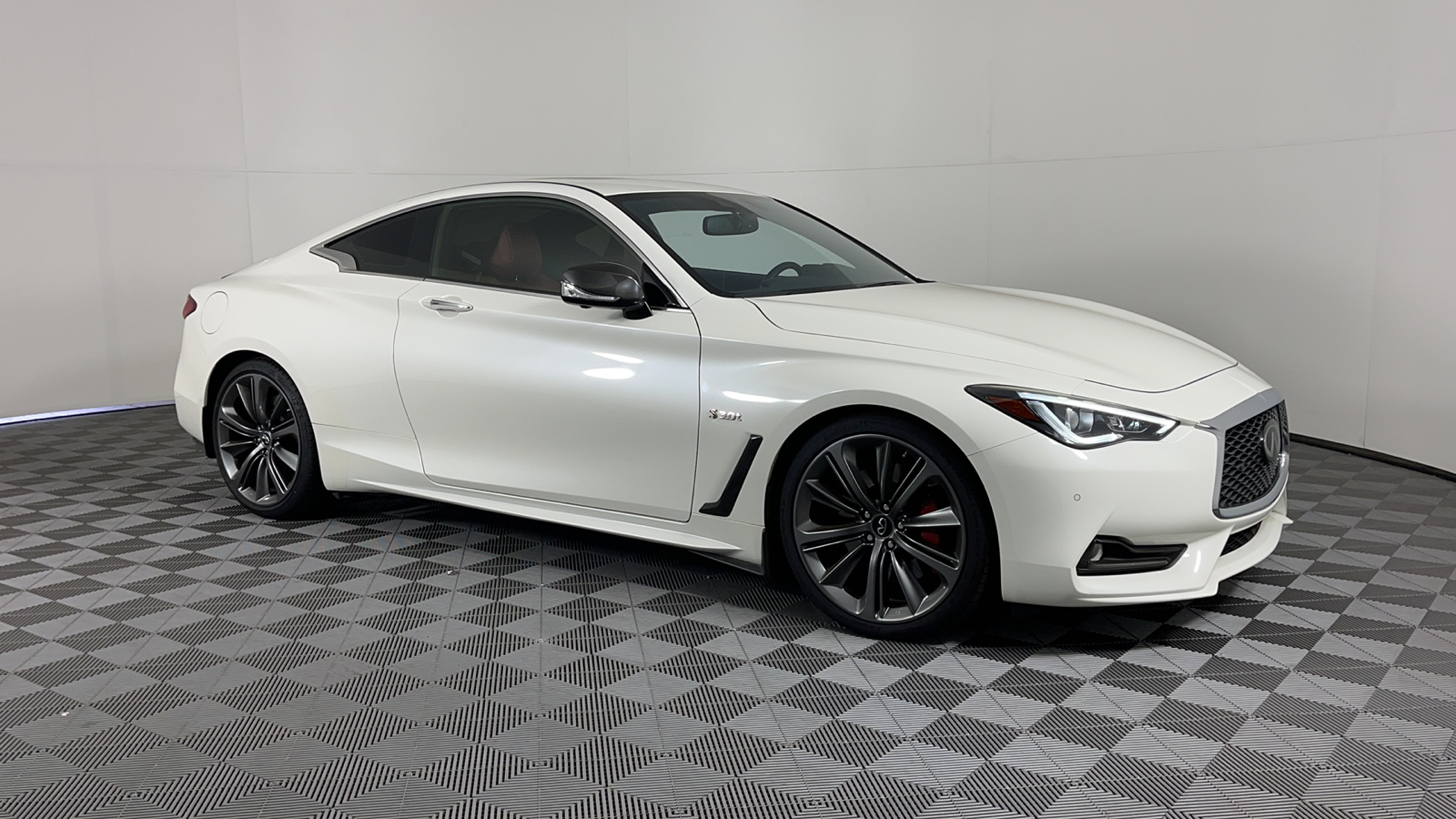 2019 INFINITI Q60 Red Sport 400 2