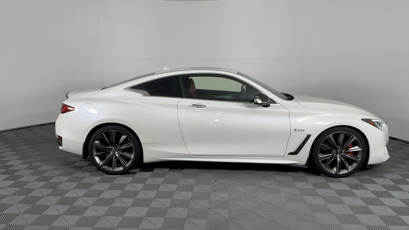 2019 INFINITI Q60 Red Sport 400 3