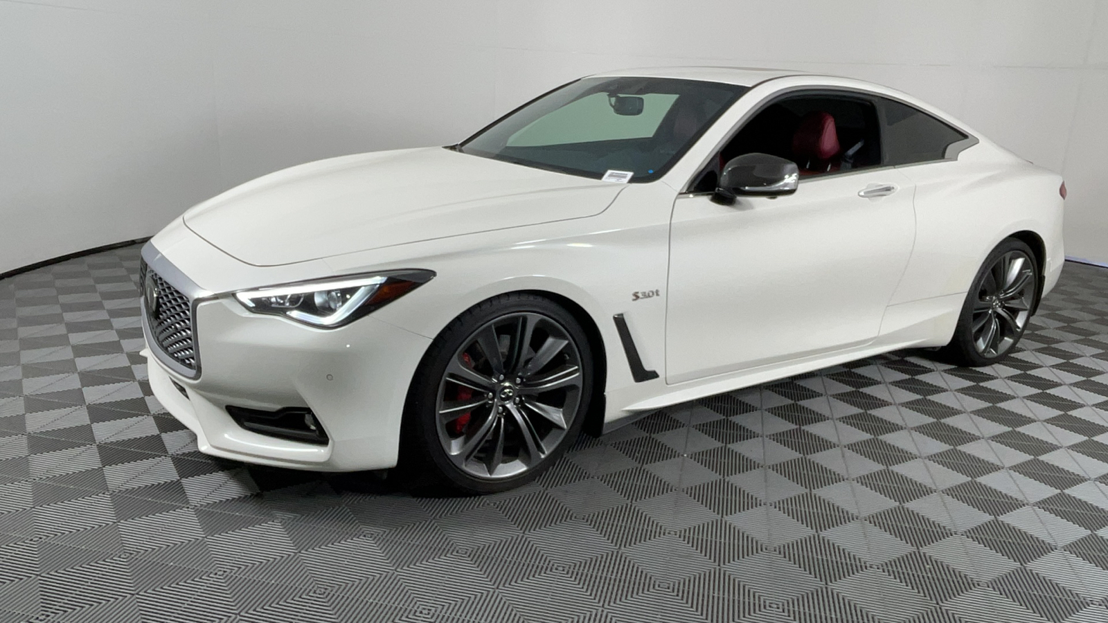 2019 INFINITI Q60 Red Sport 400 8