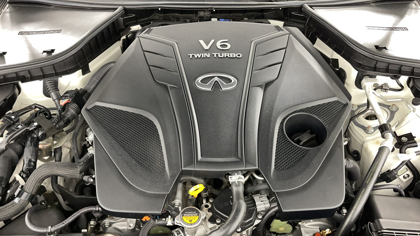 2019 INFINITI Q60 Red Sport 400 34