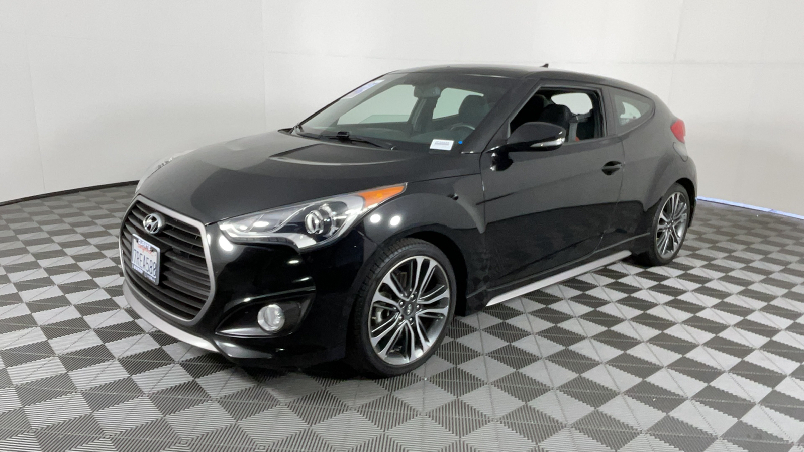 2016 Hyundai Veloster Turbo 8