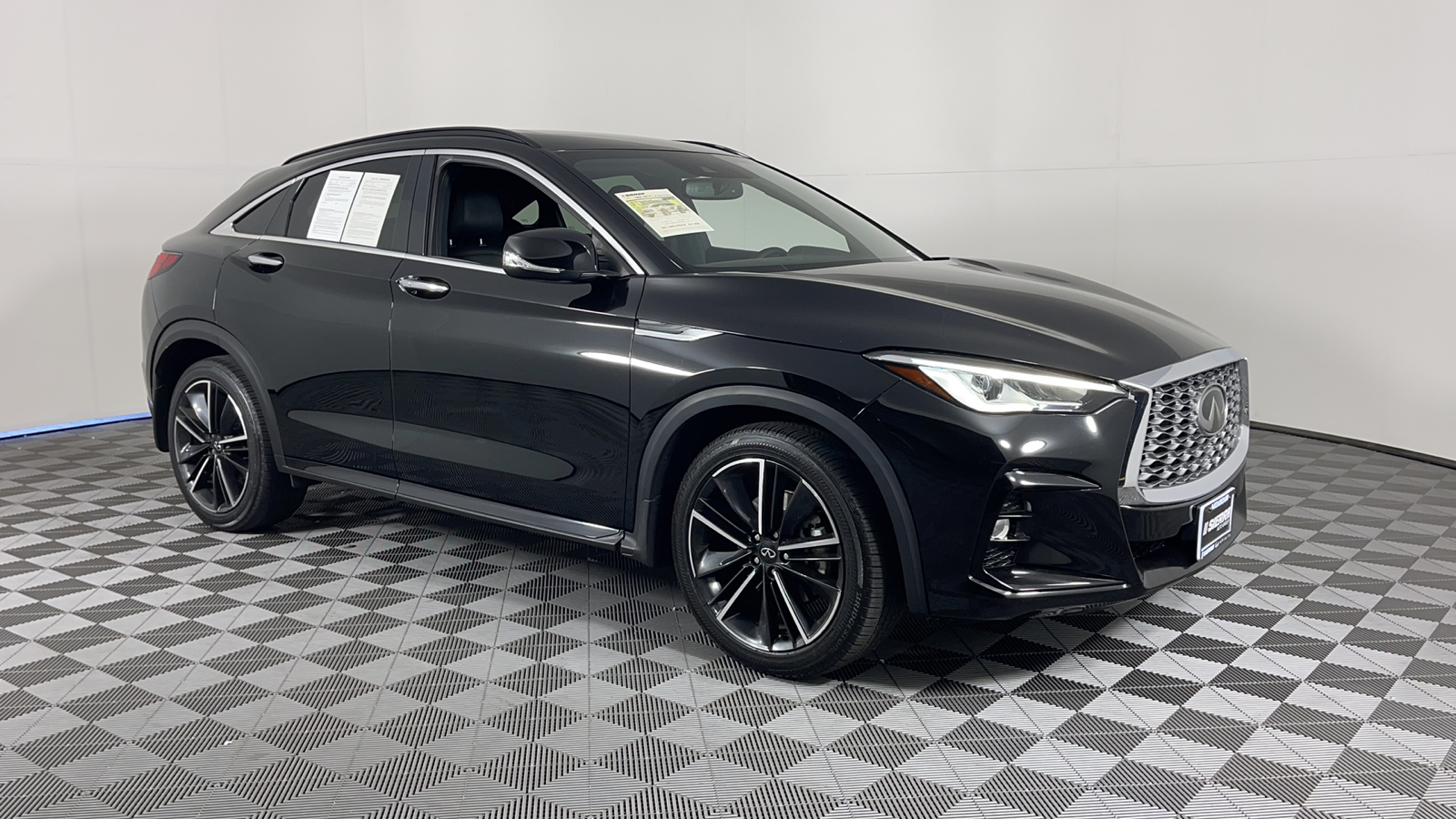 2022 INFINITI QX55 LUXE 1