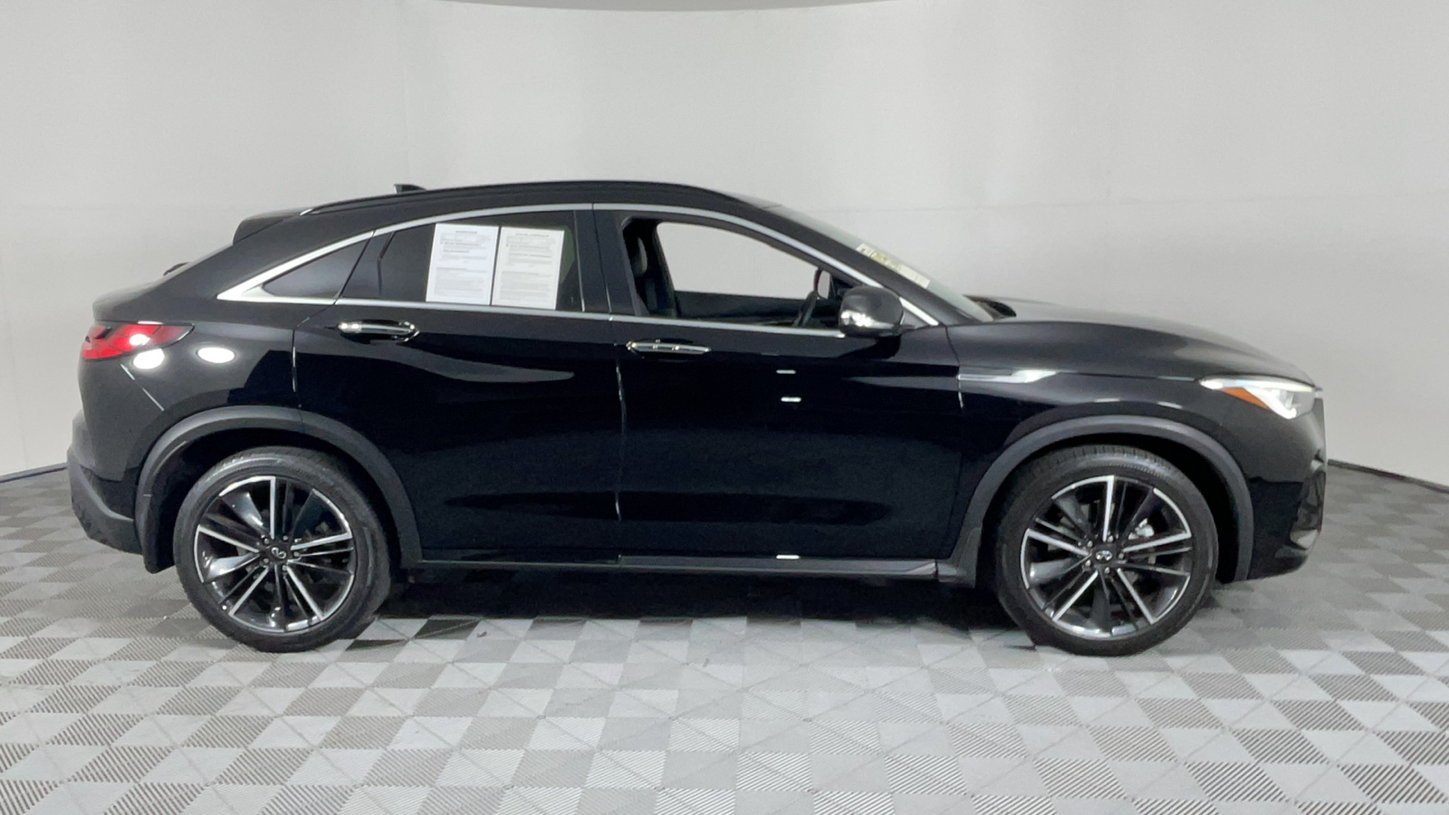 2022 INFINITI QX55 LUXE 3