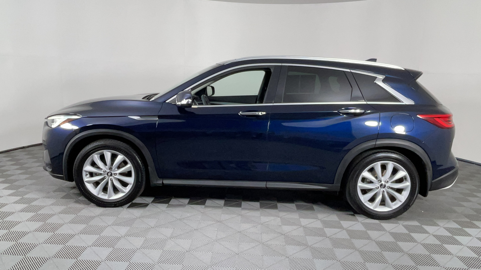 2019 INFINITI QX50 ESSENTIAL 7