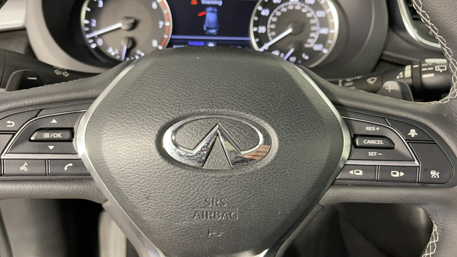 2019 INFINITI QX50 ESSENTIAL 26