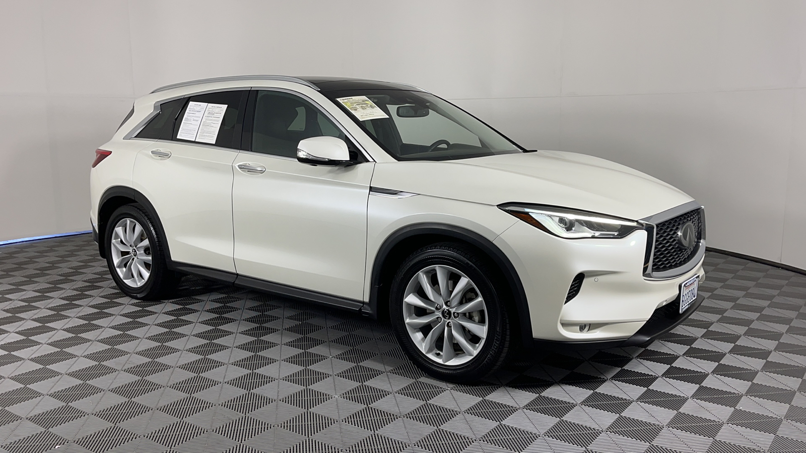 2019 INFINITI QX50 ESSENTIAL 2