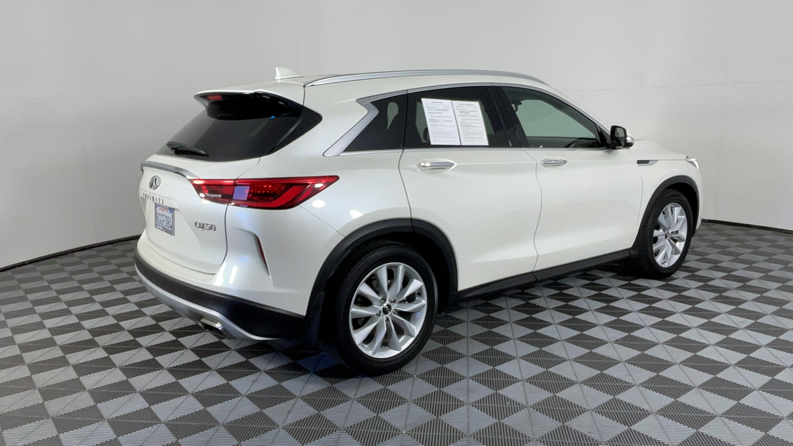 2019 INFINITI QX50 ESSENTIAL 4