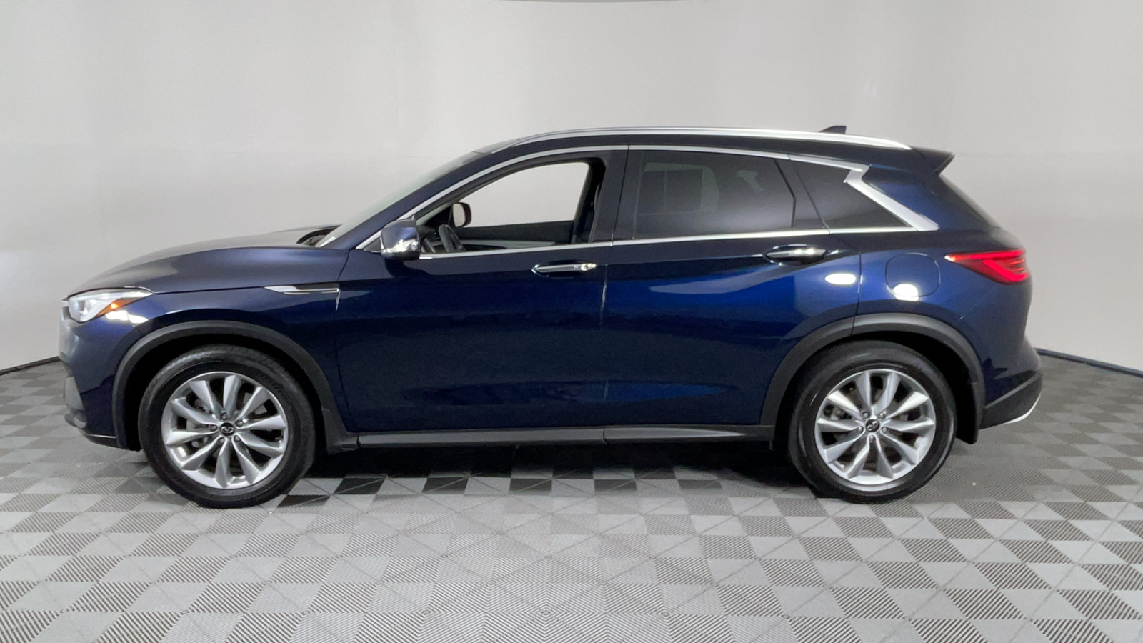 2021 INFINITI QX50 LUXE 7